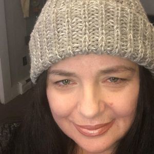 Meet your Posher, Corrine